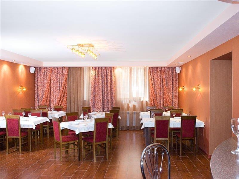 コザトスキー ホテル キエフ レストラン 写真